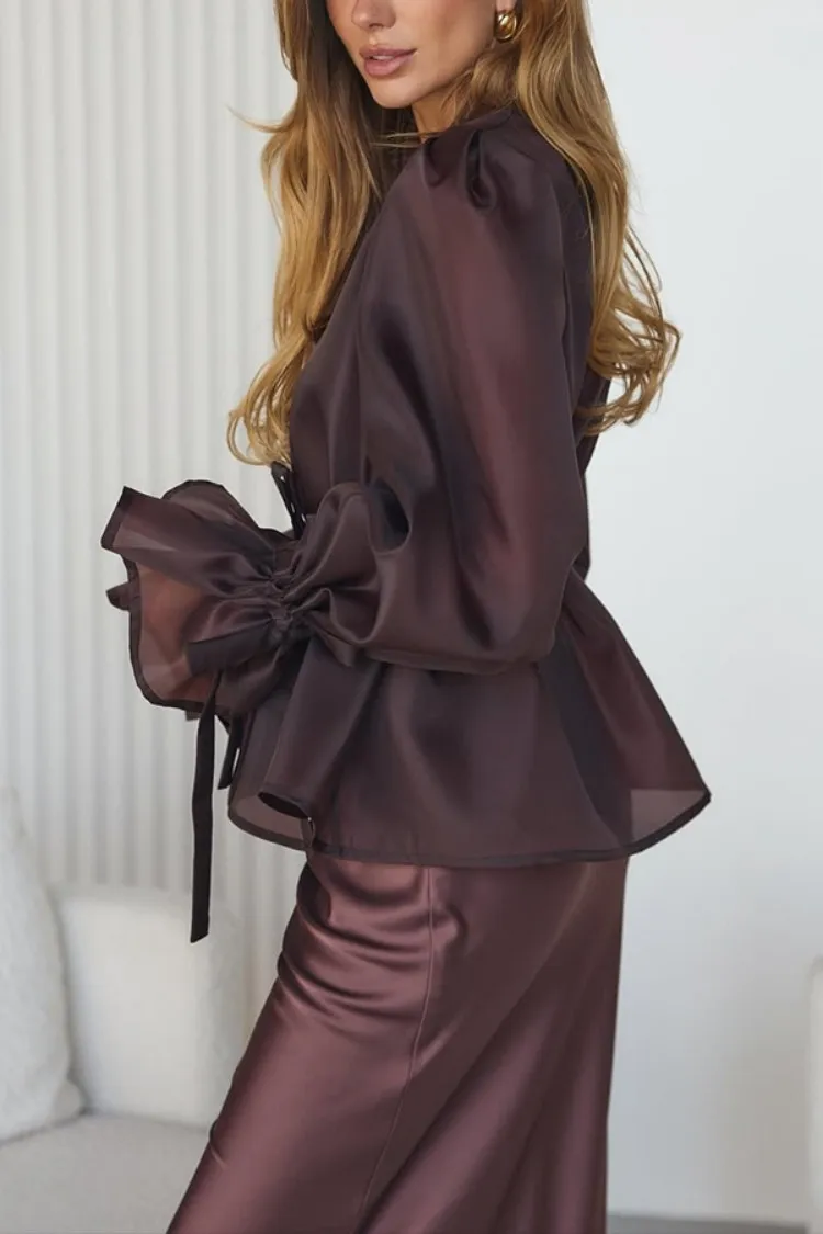 Elegant Two Piece Set Sheer Wrap Top Tie Waist Matching Midi Skirt Luxury Party Evening Two Piece Sets Womens Outifits
Elegant Two Piece Set Sheer Wrap Top Tie Waist Matching Midi Skirt Luxury Party Evening Two Piece Sets Womens Outifits