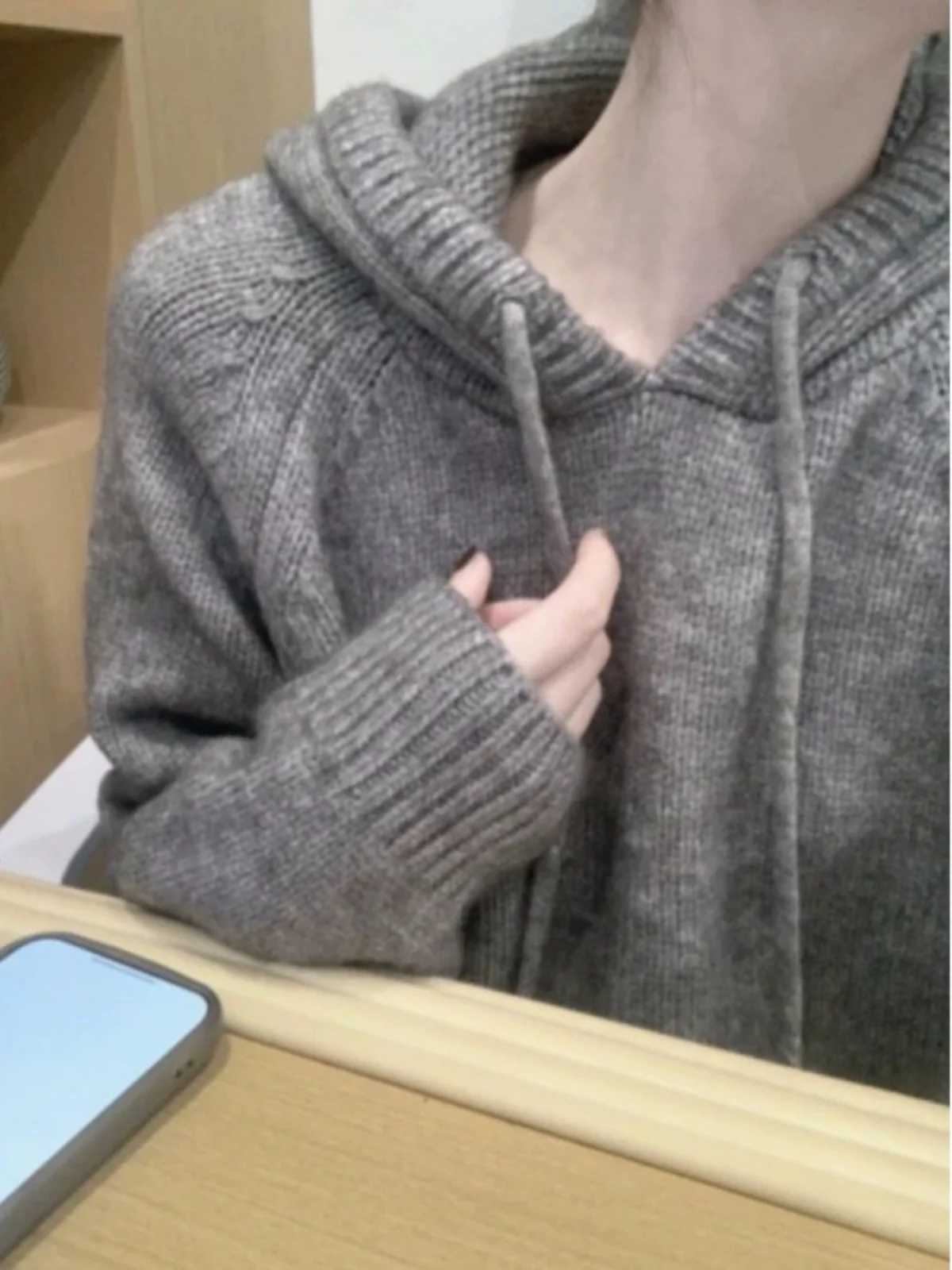 Elegant Grey Knitted Hat Women's Sweater Autumn Winter Soft Lazy Outerwear Cashmere Top Korean Style Loose Fit Long Sleeve
Elegant Grey Knitted Hat Women's Sweater Autumn Winter Soft Lazy Outerwear Cashmere Top Korean Style Loose Fit Long Sleeve
