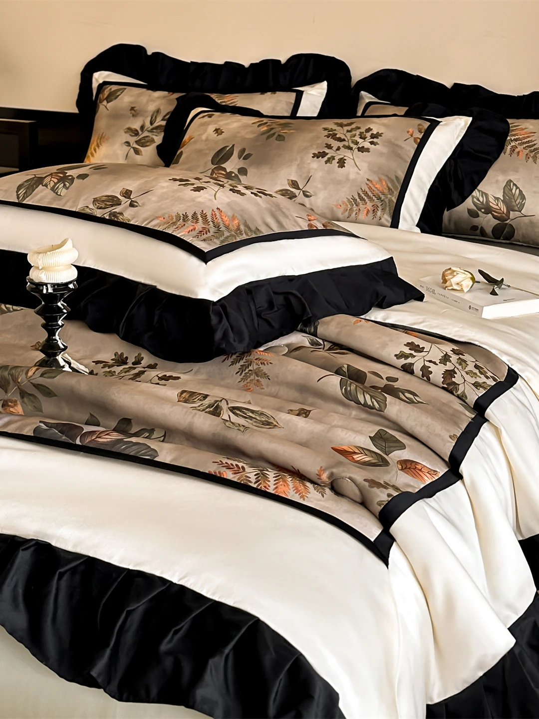 Class a Washable Silk Summer Light Weighted Blanket Four Piece Set Summer Floral Ice Silk Air Conditioner Blanket Machine Was...
Class a Washable Silk Summer Light Weighted Blanket Four Piece Set Summer Floral Ice Silk Air Conditioner Blanket Machine Was...