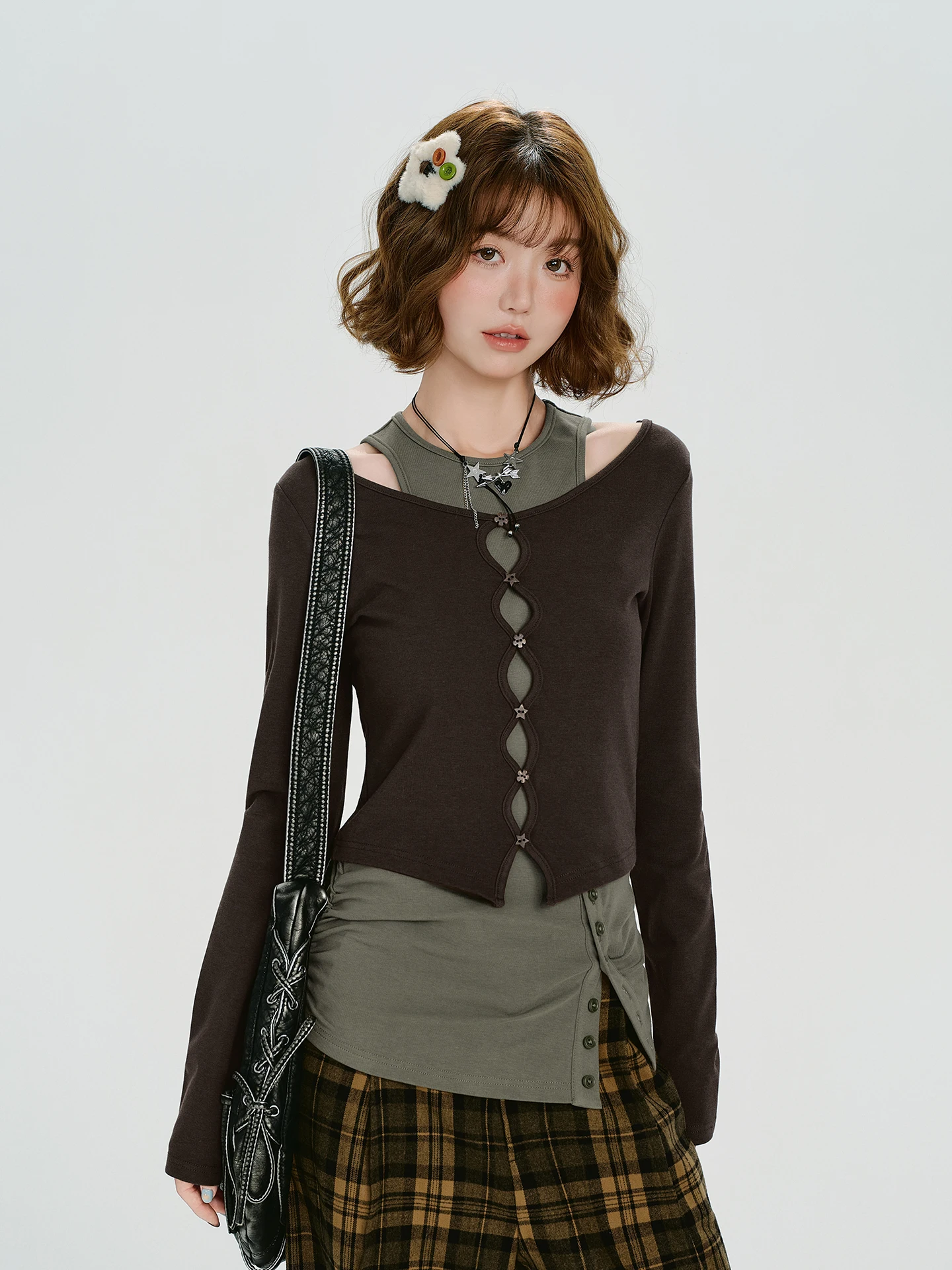 Женский облегающий топ в стиле ретро с эффектом двухслойности, осенняя новинка
Женский облегающий топ в стиле ретро с эффектом двухслойности, осенняя новинка