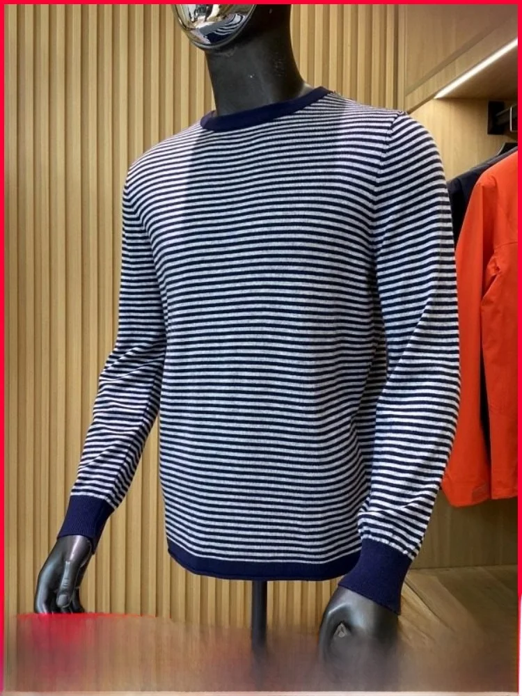 Nordic High-End Line Men's Faionable Lazy Versatile Striped Knitwear Sweater Trendy Soft Wool Blend Loose Fit Winter Casual
Nordic High-End Line Men's Faionable Lazy Versatile Striped Knitwear Sweater Trendy Soft Wool Blend Loose Fit Winter Casual