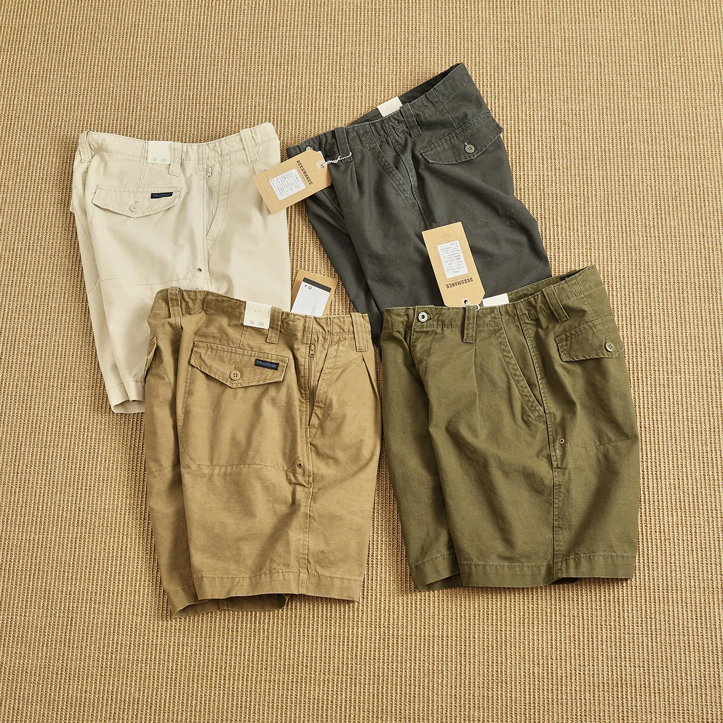 Ami khaki overalls men's pure cotton woven washed loose straight pants retro versatile casual pants
Ami khaki overalls men's pure cotton woven washed loose straight pants retro versatile casual pants