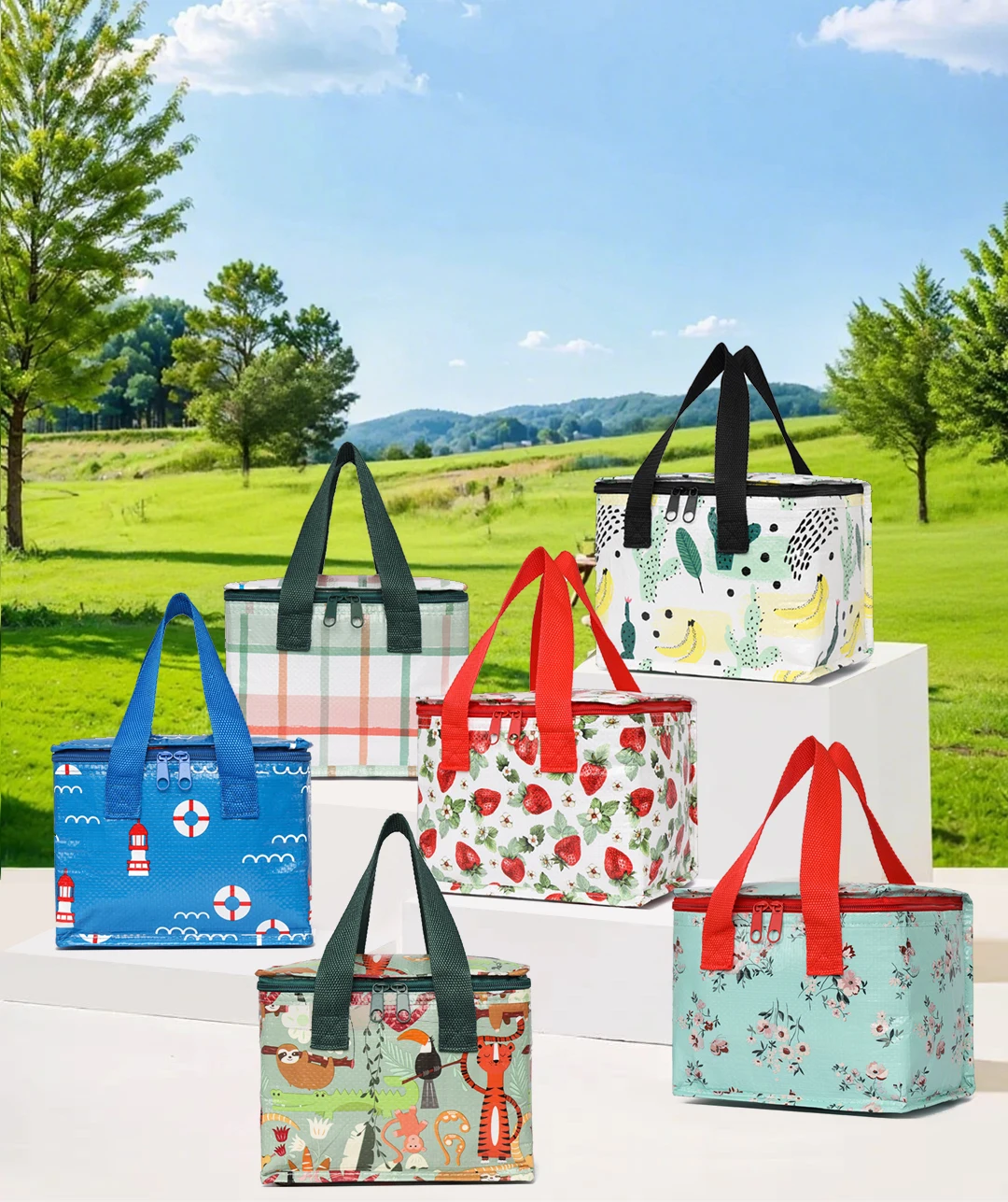 Beautiful printed pattern lunch bag, picnic bag, and insulated bag
Beautiful printed pattern lunch bag, picnic bag, and insulated bag