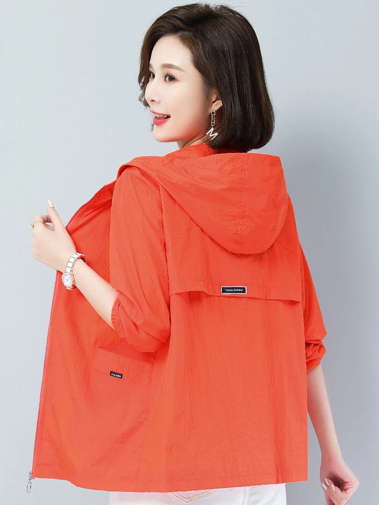 Women's Outdoor Ice Silk UV Protection Clothing Summer New Sle Large Size Anti-Uv Sun Protection Suit for Middle-Aged Mothers
Women's Outdoor Ice Silk UV Protection Clothing Summer New Sle Large Size Anti-Uv Sun Protection Suit for Middle-Aged Mothers