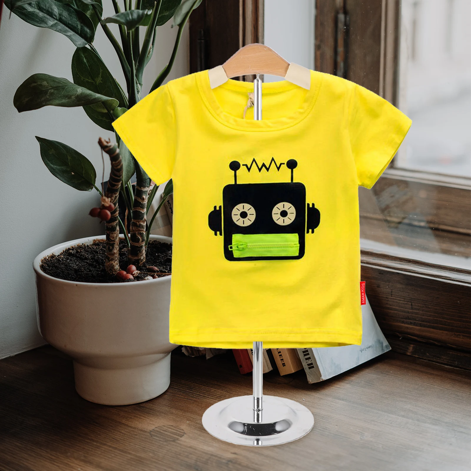 T-shaped Kids Clothing Rack T-type Hanger Retail Stand Baby Clothes Stainless Steel Base Wood Metal Material Home Use Clothes
T-shaped Kids Clothing Rack T-type Hanger Retail Stand Baby Clothes Stainless Steel Base Wood Metal Material Home Use Clothes