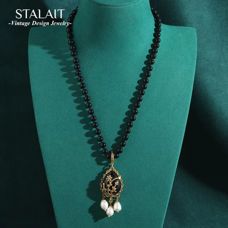 Vintage Black Necklace Pearl Beads Flower Pendant Woman Gothic Natural Stone Antique Gold Color Retro Rhinestones Accessories
Vintage Black Necklace Pearl Beads Flower Pendant Woman Gothic Natural Stone Antique Gold Color Retro Rhinestones Accessories