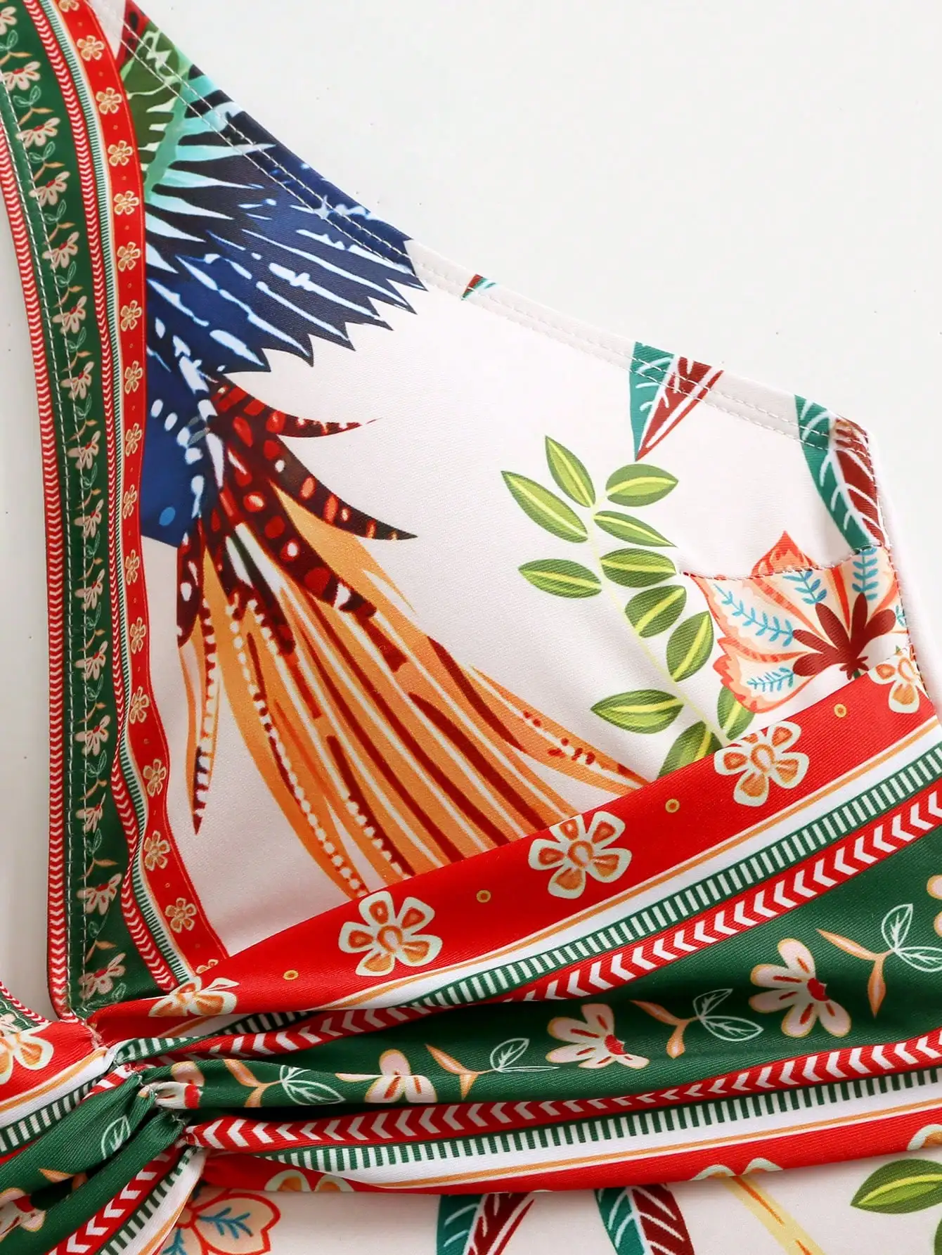 Floral Print Halter One-Piece Swimsuit With Mesh Skirt Women Beach Holiday Swimwear
Floral Print Halter One-Piece Swimsuit With Mesh Skirt Women Beach Holiday Swimwear