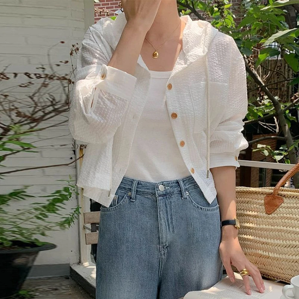 Fashion Striped Sun Resistant Women's Shirt with Contrasting Long Sleeves & Hooded Design - Casual Loose Fit Top for All Seasons
Fashion Striped Sun Resistant Women's Shirt with Contrasting Long Sleeves & Hooded Design - Casual Loose Fit Top for All Seasons