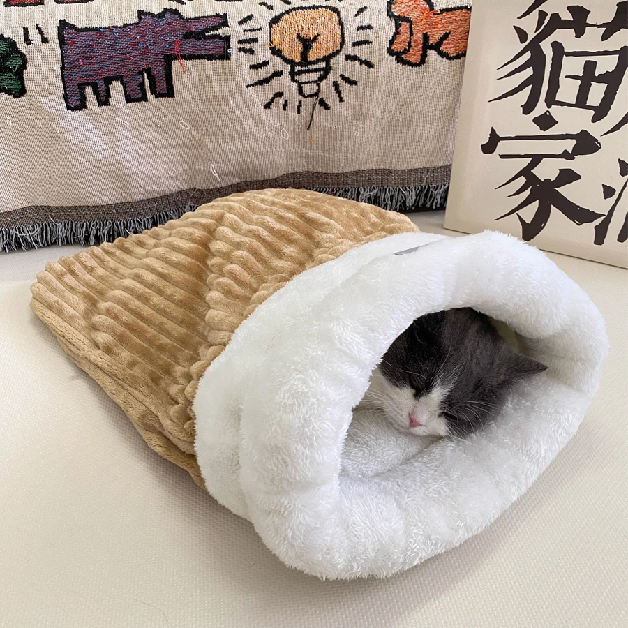 Cat Winter Sleeping Bag, Soft Plush Cat Sack, 360° Wrap Cat Cave Bed, Uncharged, Washable Nest Bed for Indoor Cats & Small Dogs
Cat Winter Sleeping Bag, Soft Plush Cat Sack, 360° Wrap Cat Cave Bed, Uncharged, Washable Nest Bed for Indoor Cats & Small Dogs