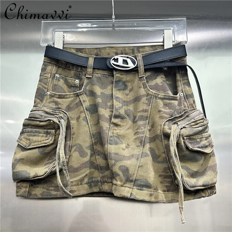 2025 Summer New American Retro Camouflage with Belt Spice Girl A Line Hip Wrap Short Denim Skirt For Women
2025 Summer New American Retro Camouflage with Belt Spice Girl A Line Hip Wrap Short Denim Skirt For Women