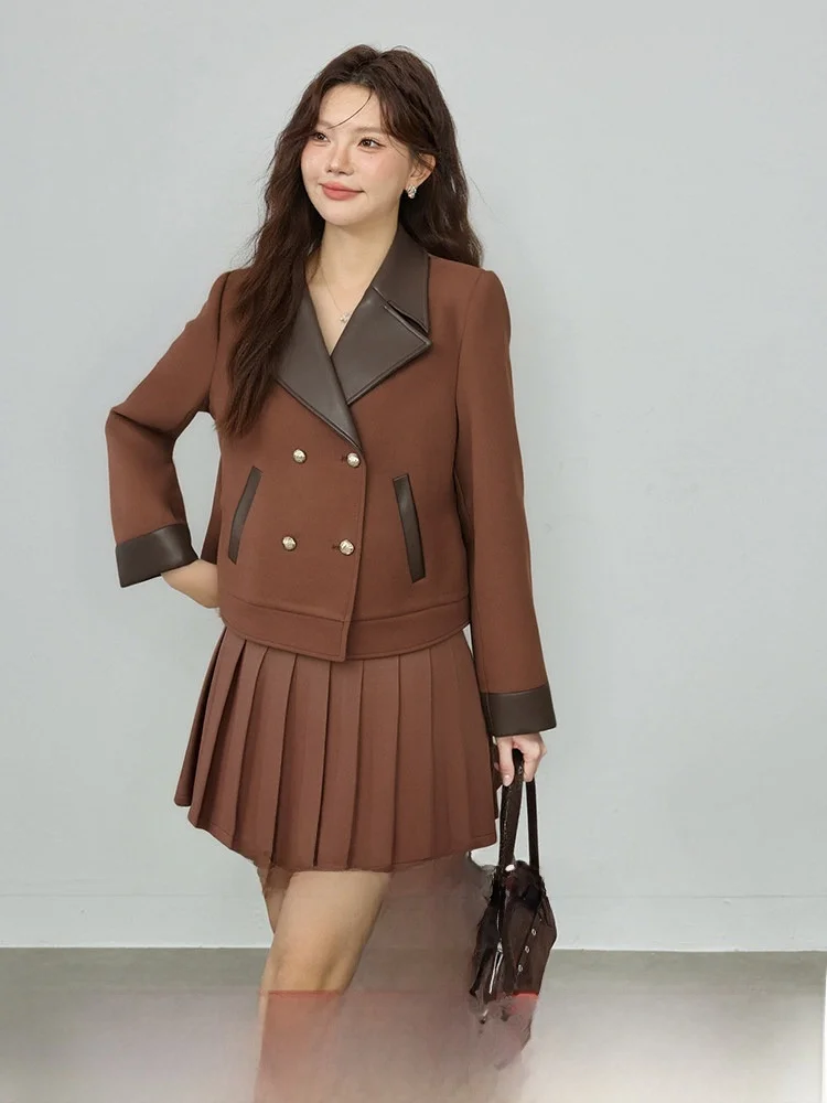 Костюмный комплект больших размеров для женщин: юбка-пудель и блузка, осенняя новинка, в стиле колледж, с отложным воротником, верхняя одежда
Костюмный комплект больших размеров для женщин: юбка-пудель и блузка, осенняя новинка, в стиле колледж, с отложным воротником, верхняя одежда