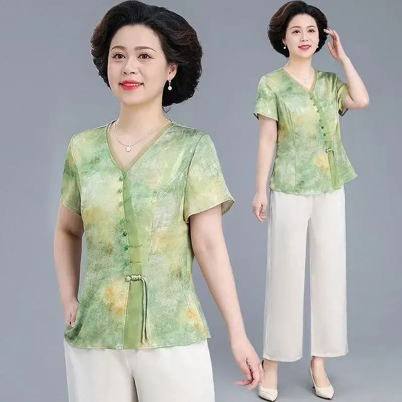 Middle Aged Women Chinese Style Floral Print Frog Button Short Sleeve Top Wide Leg Pants Two Piece Outfit
Middle Aged Women Chinese Style Floral Print Frog Button Short Sleeve Top Wide Leg Pants Two Piece Outfit