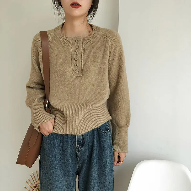 French sweater Women autumn and winter 2023 new popular Japanese style slouchy style retro minority design sense sweater top
French sweater Women autumn and winter 2023 new popular Japanese style slouchy style retro minority design sense sweater top