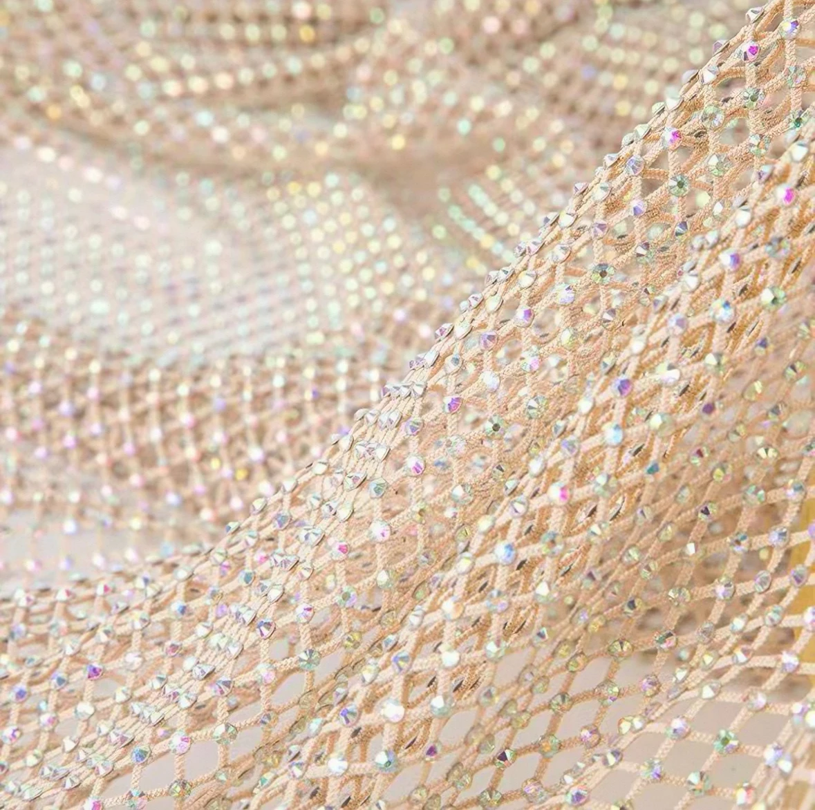 45cmx120cm Shiny Diamond Stretch Fishing Net Fabric for Dress Skirt Costume Diy Sewing
45cmx120cm Shiny Diamond Stretch Fishing Net Fabric for Dress Skirt Costume Diy Sewing