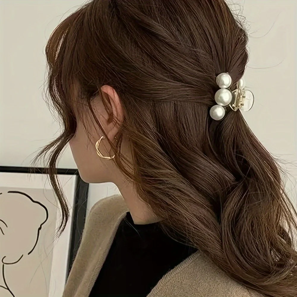 1 effortless style hair clip, graceful bathing cap, headwear, ladies' fashion clip
1 effortless style hair clip, graceful bathing cap, headwear, ladies' fashion clip