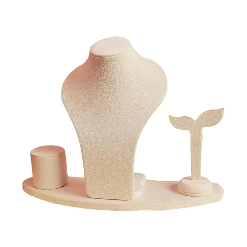 Sophisticated Fabric Display for Jewelry Suitable for Designers and Retailers
Sophisticated Fabric Display for Jewelry Suitable for Designers and Retailers