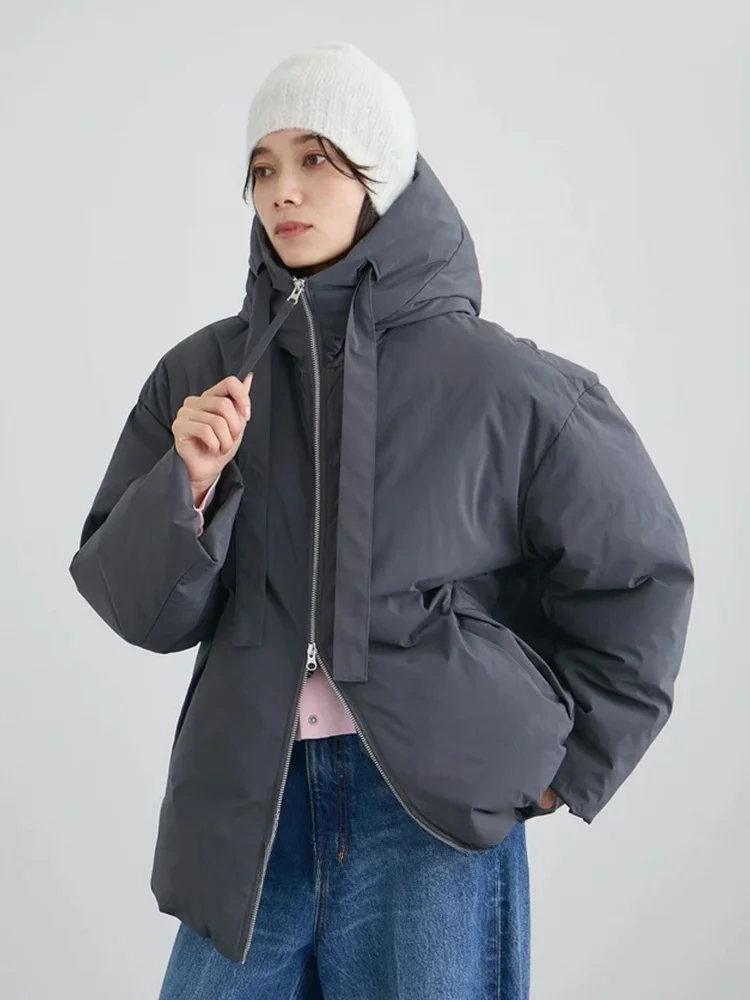 Женская короткая куртка-пуховик с капюшоном, свободного кроя, теплая, в японском стиле, на молнии, с завязками, из полиэстера, белая
Женская короткая куртка-пуховик с капюшоном, свободного кроя, теплая, в японском стиле, на молнии, с завязками, из полиэстера, белая