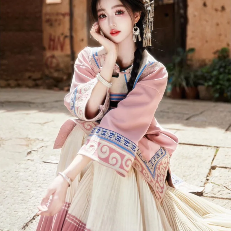 Pink female cotton and linen heavy industry travel photography dance performance costume
Pink female cotton and linen heavy industry travel photography dance performance costume