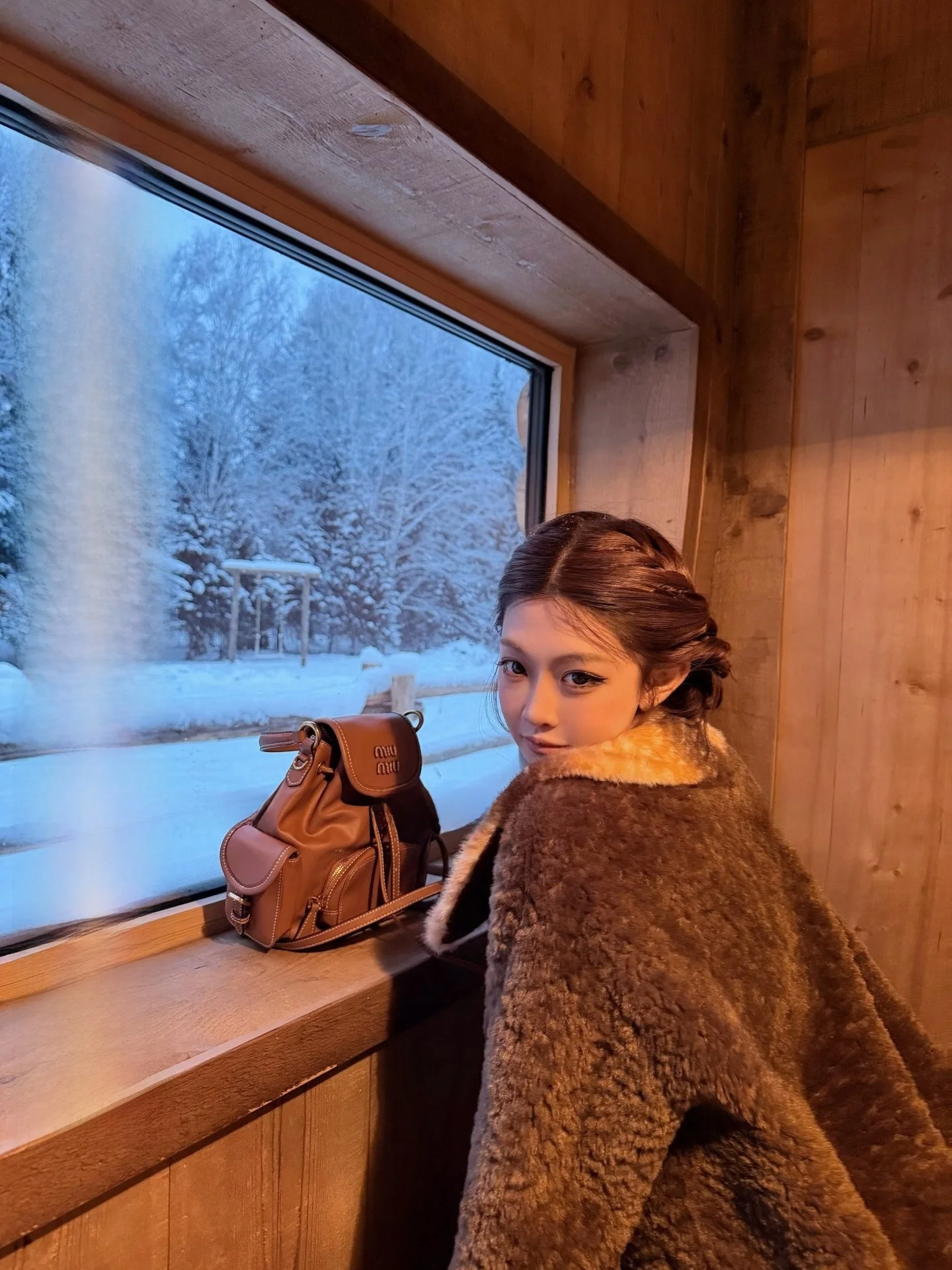 Женская зимняя куртка Ato Hero с отложным воротником, имитация меха, свободный крой, длинный рукав, молодежная модель
Женская зимняя куртка Ato Hero с отложным воротником, имитация меха, свободный крой, длинный рукав, молодежная модель