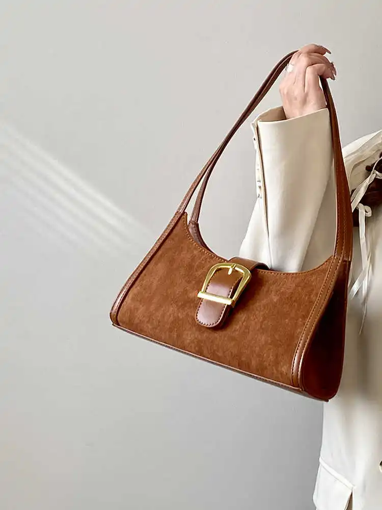 Brown Retro Underarm Bag Women's Autumn Winter Suede Velvet One Shoulder Bags 2025 New Simple Versatile Handbags Trend
Brown Retro Underarm Bag Women's Autumn Winter Suede Velvet One Shoulder Bags 2025 New Simple Versatile Handbags Trend