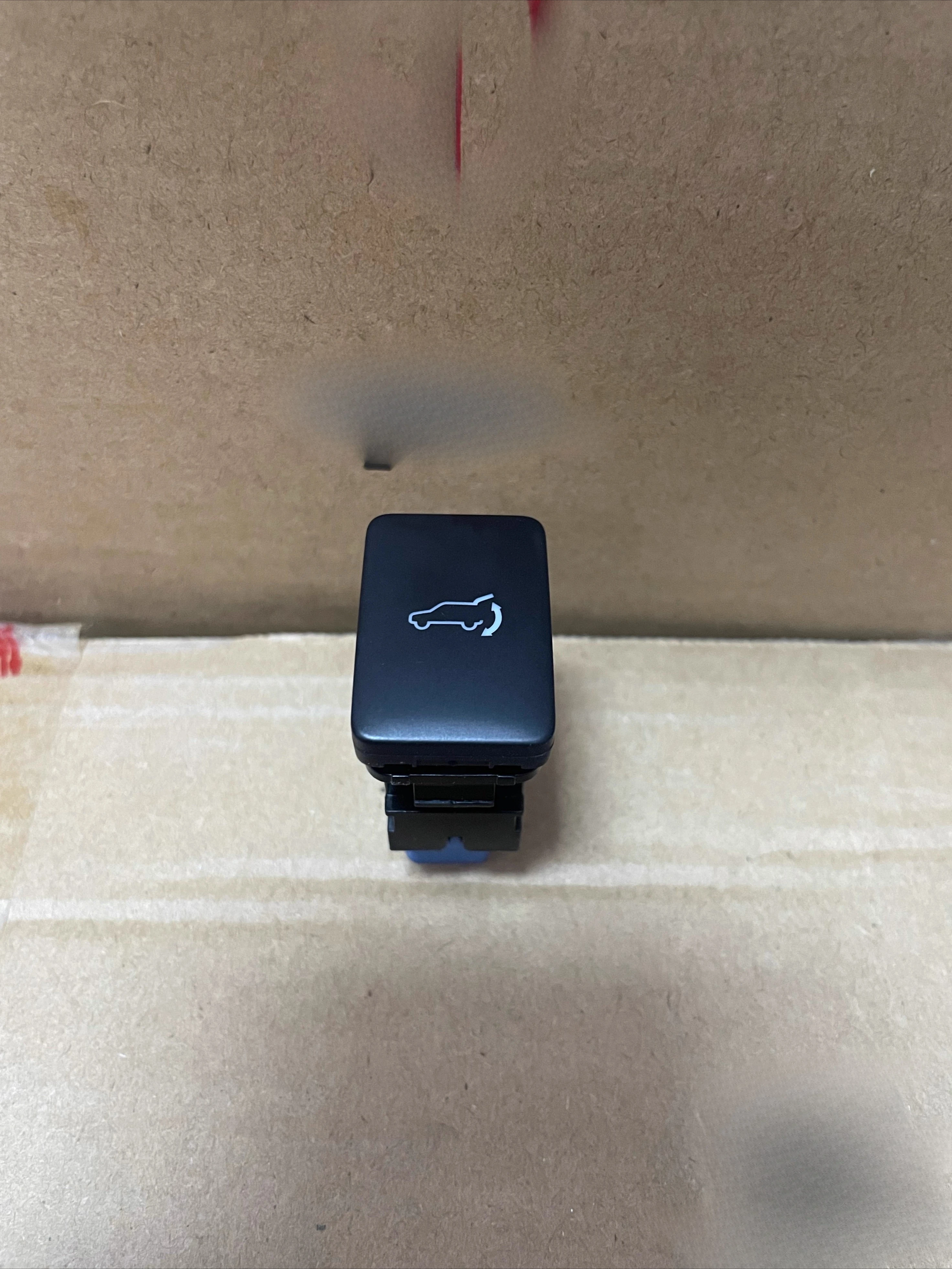 For Mitsubishi Outlander Left Side Electric Tailgate Trunk Switch Button on Interior Dashboard
For Mitsubishi Outlander Left Side Electric Tailgate Trunk Switch Button on Interior Dashboard