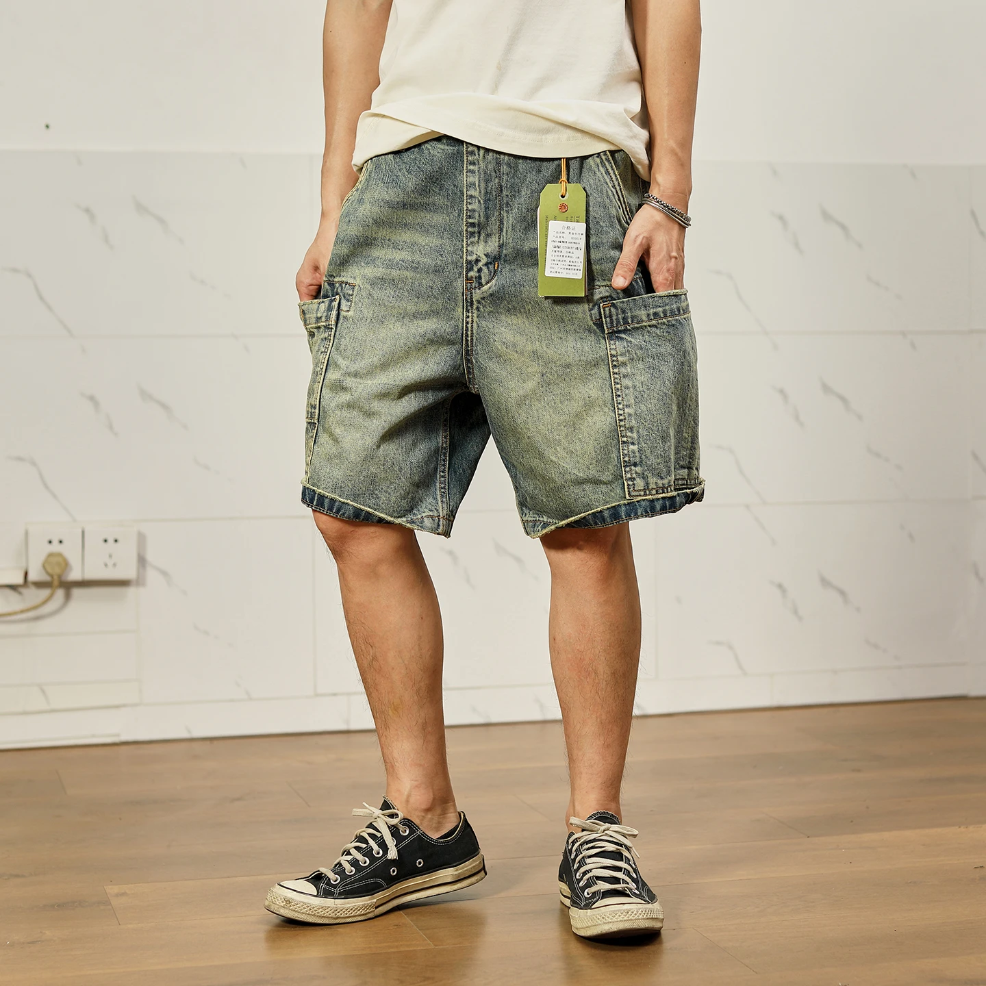 Retro Workwear Denim Shorts Men's Summer New Worn Washed Loose Straight Multi Pocket High Street Shorts Casual Cotton Blend
Retro Workwear Denim Shorts Men's Summer New Worn Washed Loose Straight Multi Pocket High Street Shorts Casual Cotton Blend