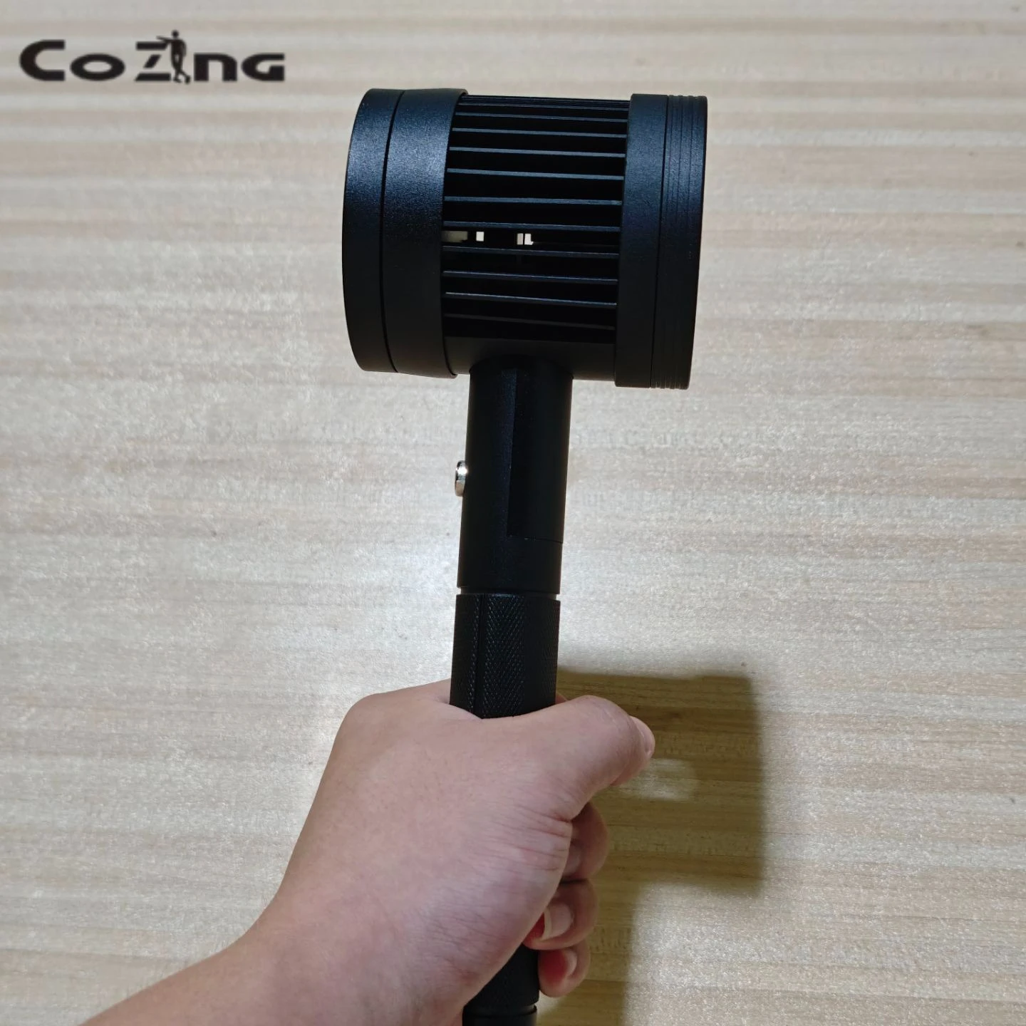 Handheld 650nm 808nm Low Level Laser Device for Arthritis Pain and Physical Therapy Treatment
Handheld 650nm 808nm Low Level Laser Device for Arthritis Pain and Physical Therapy Treatment