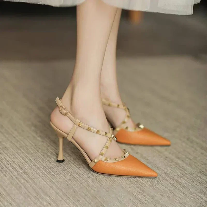 Women's Sandals Summer New High Heel Pointed Head Rivet Buckle Slippers Casual Temperament Fine Heel Sandals
Women's Sandals Summer New High Heel Pointed Head Rivet Buckle Slippers Casual Temperament Fine Heel Sandals