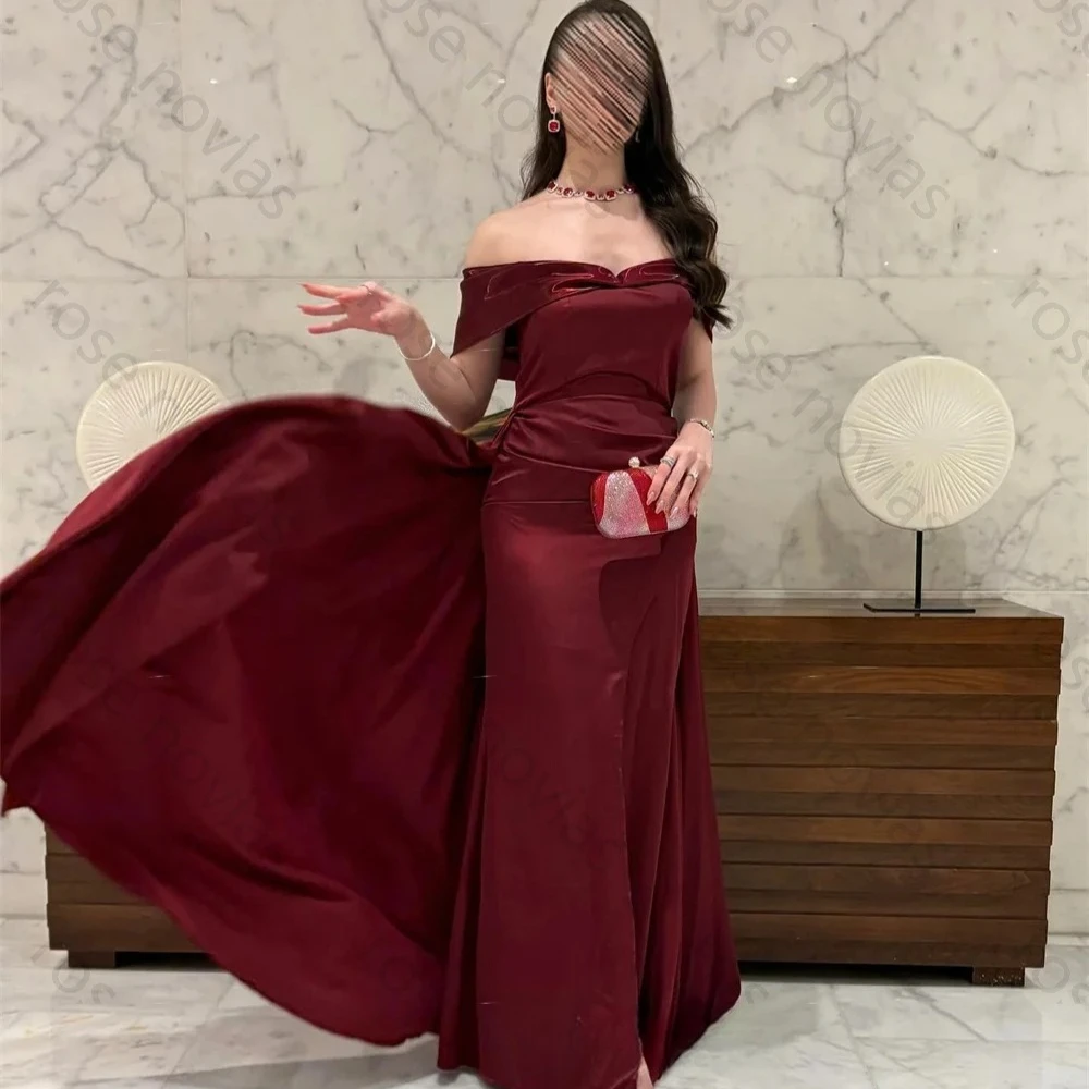 Высокое качество, индивидуальное плиссированное прямое длинное платье с открытыми плечами на заказ, элегантное простое вечернее платье высокого качества
Высокое качество, индивидуальное плиссированное прямое длинное платье с открытыми плечами на заказ, элегантное простое вечернее платье высокого качества