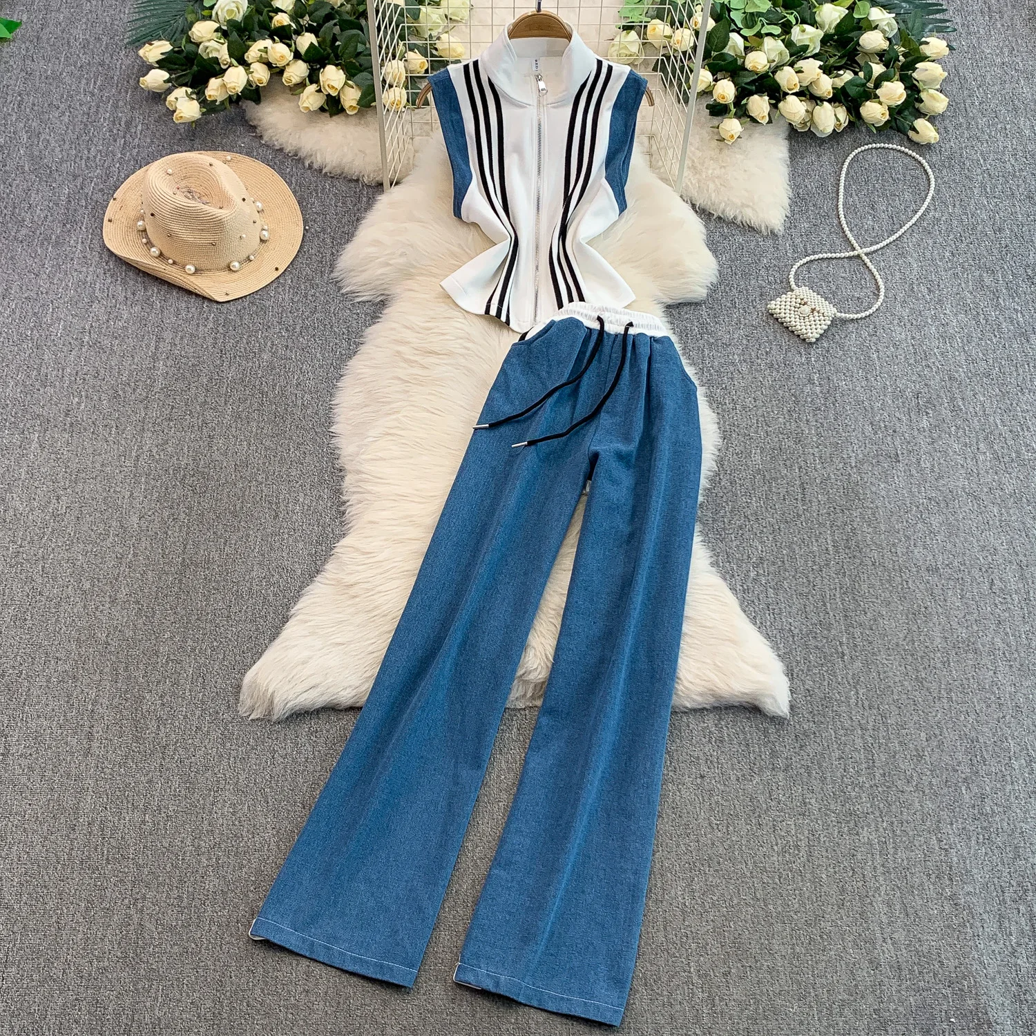 Jeans Casual Pant Set Denim Patched Standing Collar Sleeveless Striped V-Neck Tops + High-Waist Slimming Wide Leg Pants Suits 
Jeans Casual Pant Set Denim Patched Standing Collar Sleeveless Striped V-Neck Tops + High-Waist Slimming Wide Leg Pants Suits
