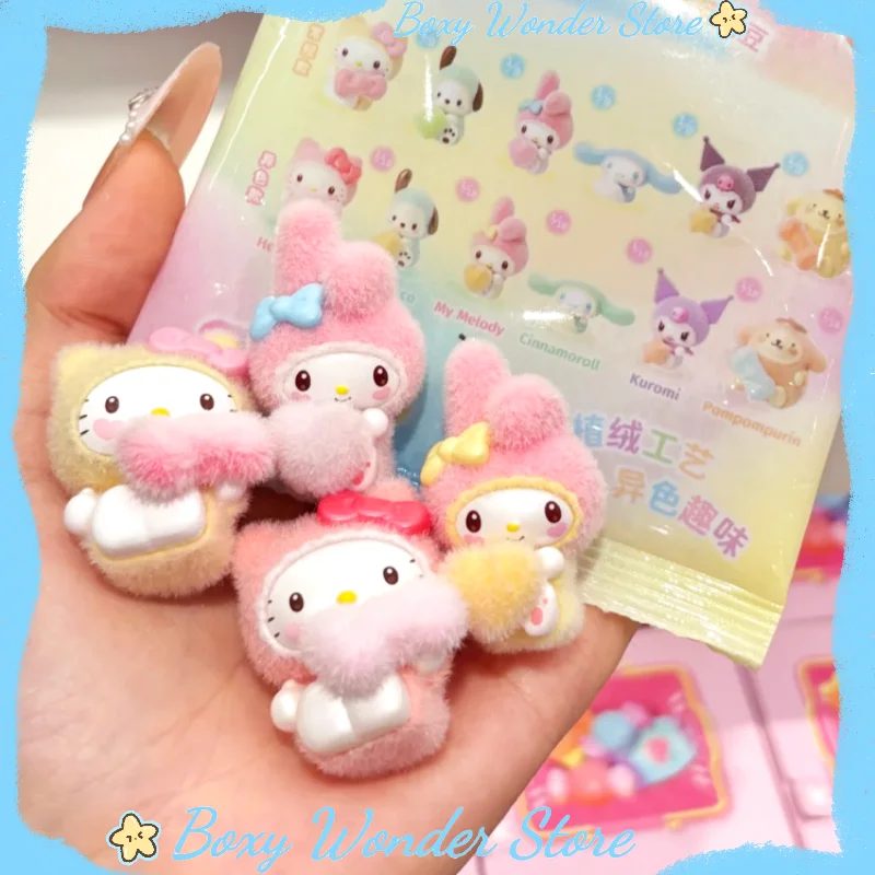 Аутентичные Charaters Sanrio Rongrong Little Baby Series флокированная глухая коробка милые и изысканные украшения подарочная коробка-сюрприз для девочек 
Аутентичные Charaters Sanrio Rongrong Little Baby Series флокированная глухая коробка милые и изысканные украшения подарочная коробка-сюрприз для девочек
