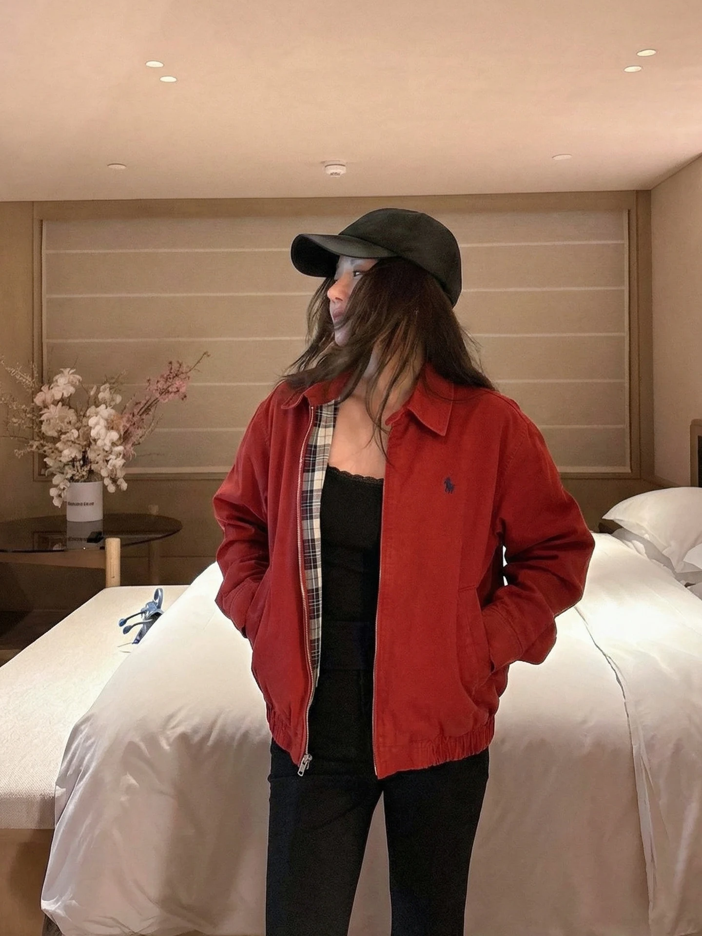 Red Washed Cotton 100 Zipper Collar Jacket Retro Style Women's Outerwear Loose Fit Long Sleeve Casual Coat for Spring
Red Washed Cotton 100 Zipper Collar Jacket Retro Style Women's Outerwear Loose Fit Long Sleeve Casual Coat for Spring