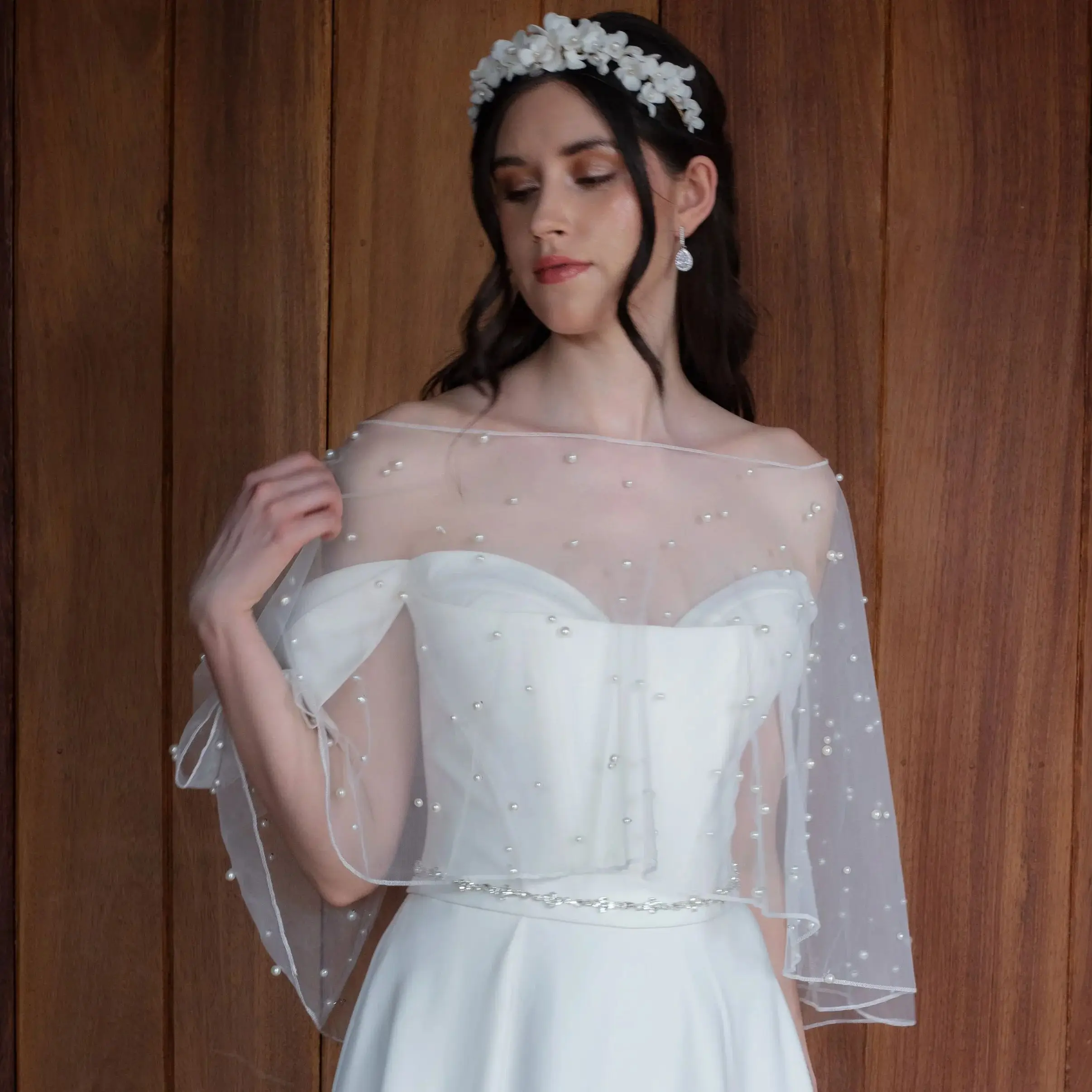 Bridal Bolero Wedding Dress Shoulder Jacket Tops Fashion Pearl Neck Shawl Soft Tulle Bolero Puff Sleeve Covers Shoulders GP27
Bridal Bolero Wedding Dress Shoulder Jacket Tops Fashion Pearl Neck Shawl Soft Tulle Bolero Puff Sleeve Covers Shoulders GP27