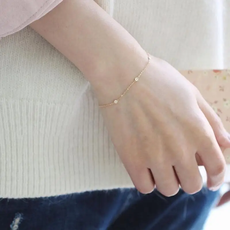 14k real pure gold crystal charm bracelet, simple style, simple jewelry, kj181.
14k real pure gold crystal charm bracelet, simple style, simple jewelry, kj181.