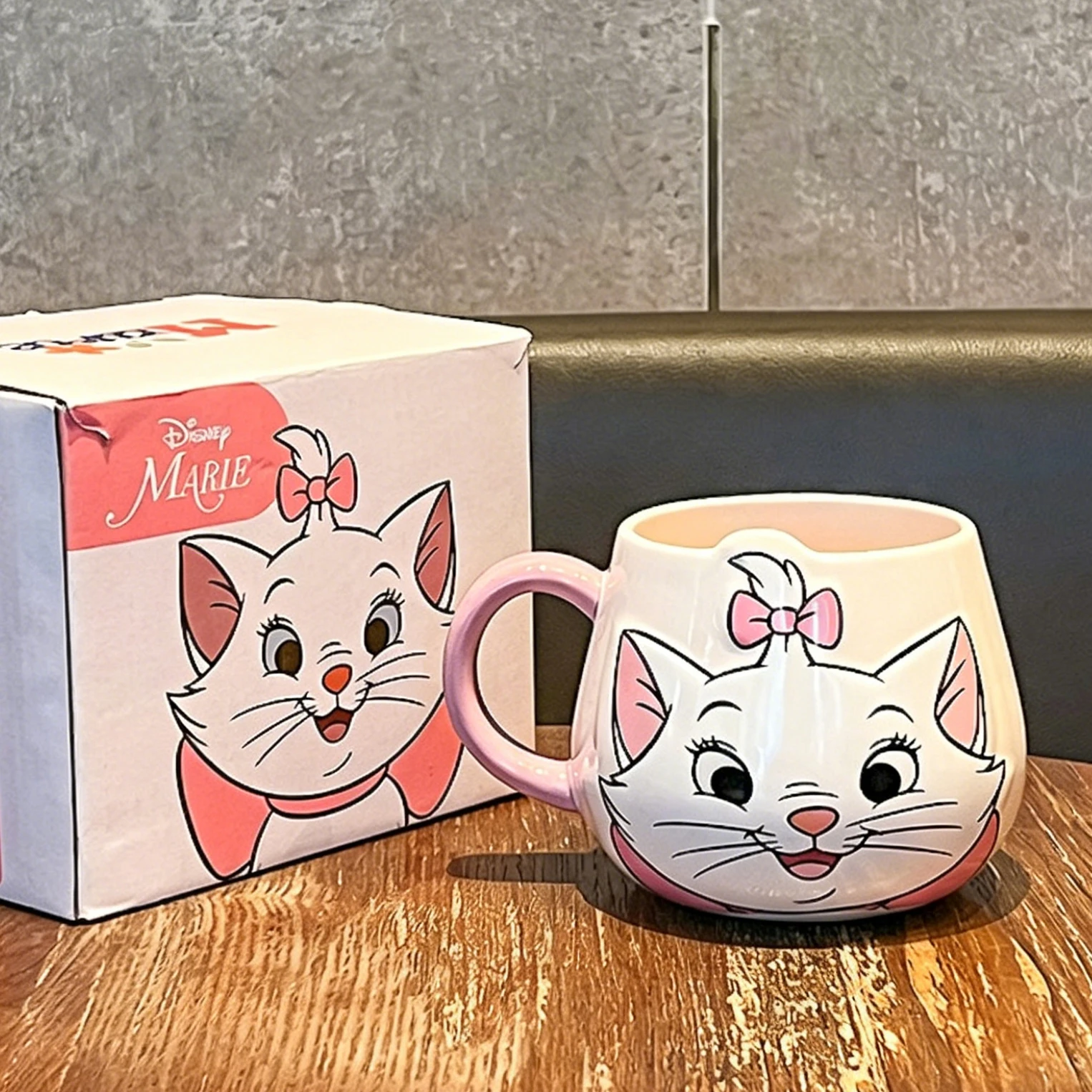 New Disney Marie Cat Cup Cartoon Ceramic Coffee Mugs The Aristocats Milk Cups Creative Water Mug Birthday Children Gift Souvenir
New Disney Marie Cat Cup Cartoon Ceramic Coffee Mugs The Aristocats Milk Cups Creative Water Mug Birthday Children Gift Souvenir