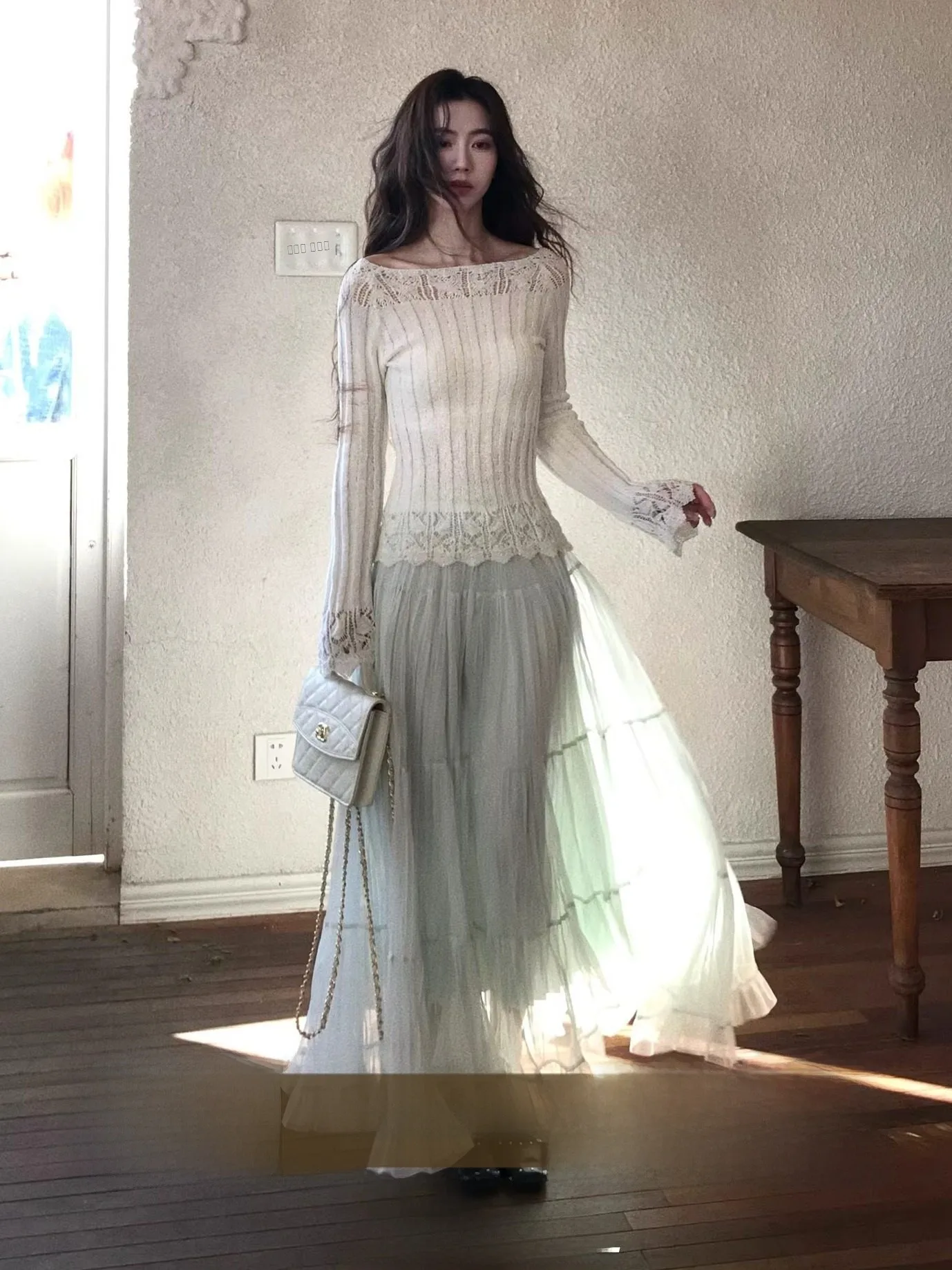 Однотонная женская юбка миди А-силуэта с эластичным поясом, присборенная, французский стиль, для повседневной носки, полиэстер
Однотонная женская юбка миди А-силуэта с эластичным поясом, присборенная, французский стиль, для повседневной носки, полиэстер