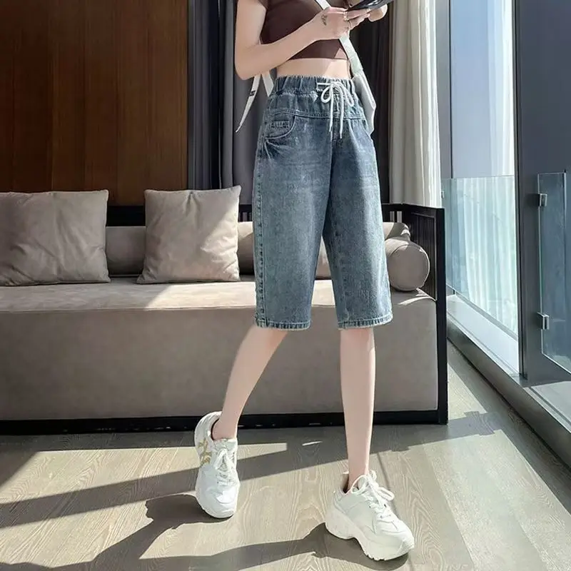 Women's High Waist Denim Capris 2026 Spring Summer Lightweight Loose Straight Shorts Petite Leg Lengthening Casual Pants
Women's High Waist Denim Capris 2026 Spring Summer Lightweight Loose Straight Shorts Petite Leg Lengthening Casual Pants