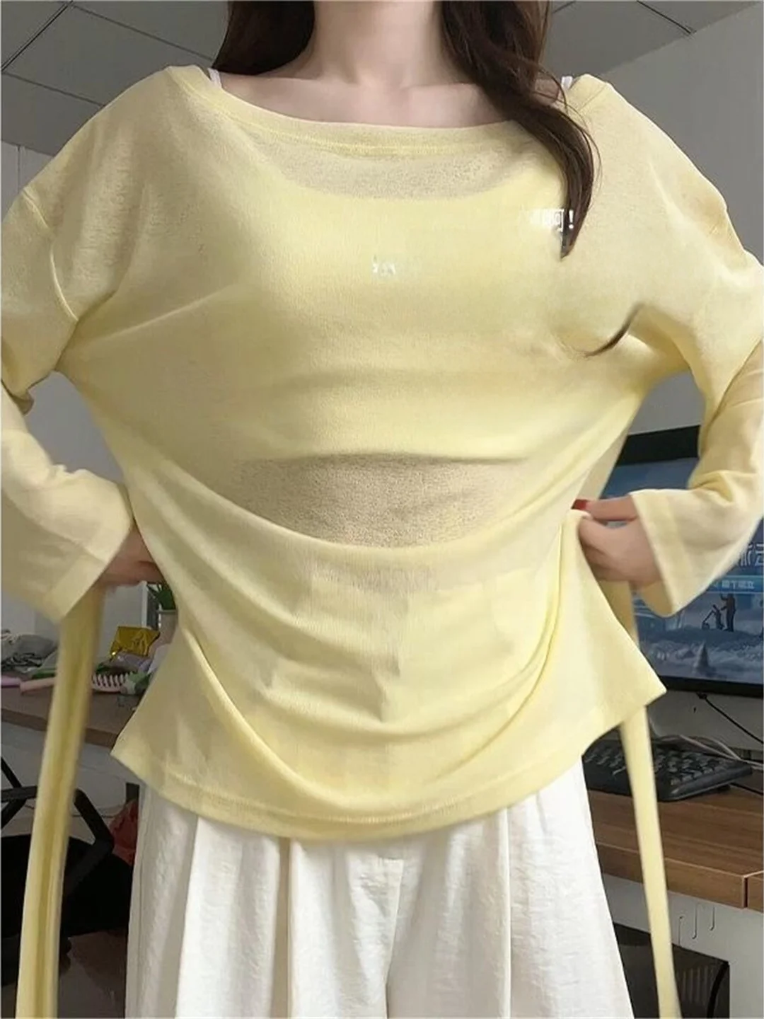 Summer Lightweight See-through Mesh Design Long Sleeve Sexy Strapless Waist-cinching Shoulder-baring Top Korean Style Commute
Summer Lightweight See-through Mesh Design Long Sleeve Sexy Strapless Waist-cinching Shoulder-baring Top Korean Style Commute