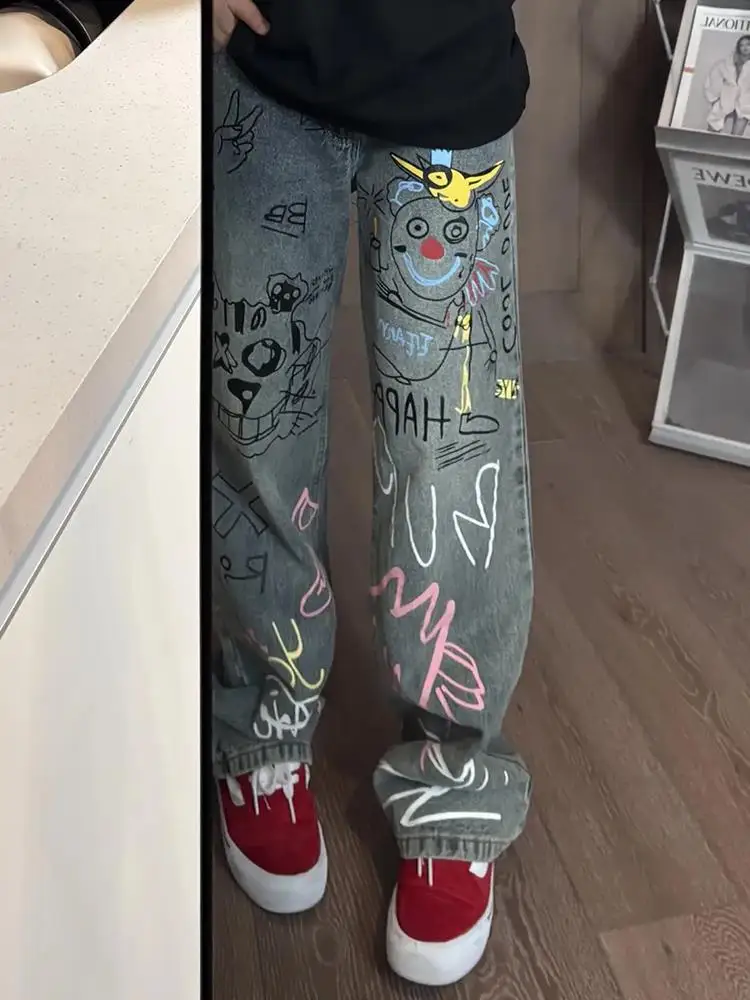 American Retro fiti Print Jeans Straight Leg Design Hip Hop Trendy Brand Casual Loose Fit Summer Jeans for Teens
American Retro fiti Print Jeans Straight Leg Design Hip Hop Trendy Brand Casual Loose Fit Summer Jeans for Teens