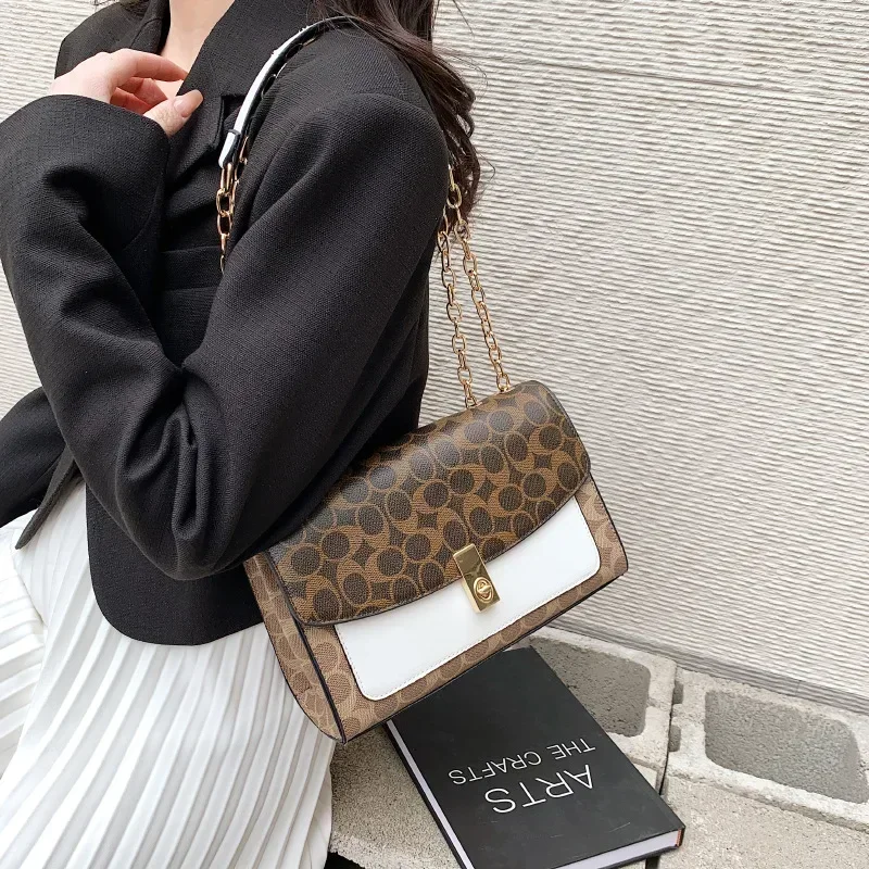 New in 2025 High End Fashion Women's Shoulder and Underarm Messenger Bag Features Printed Retro Luxury Elements for A Chic Look
New in 2025 High End Fashion Women's Shoulder and Underarm Messenger Bag Features Printed Retro Luxury Elements for A Chic Look