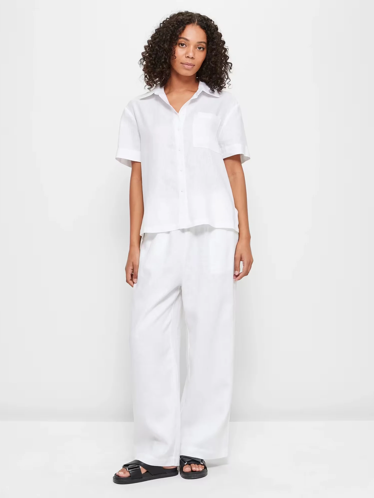 Washed Linen Loose Slimming Cool Short Sleeve Shirt Women's plus Size Summer Fashion Casual Classic Collar European Style
Washed Linen Loose Slimming Cool Short Sleeve Shirt Women's plus Size Summer Fashion Casual Classic Collar European Style