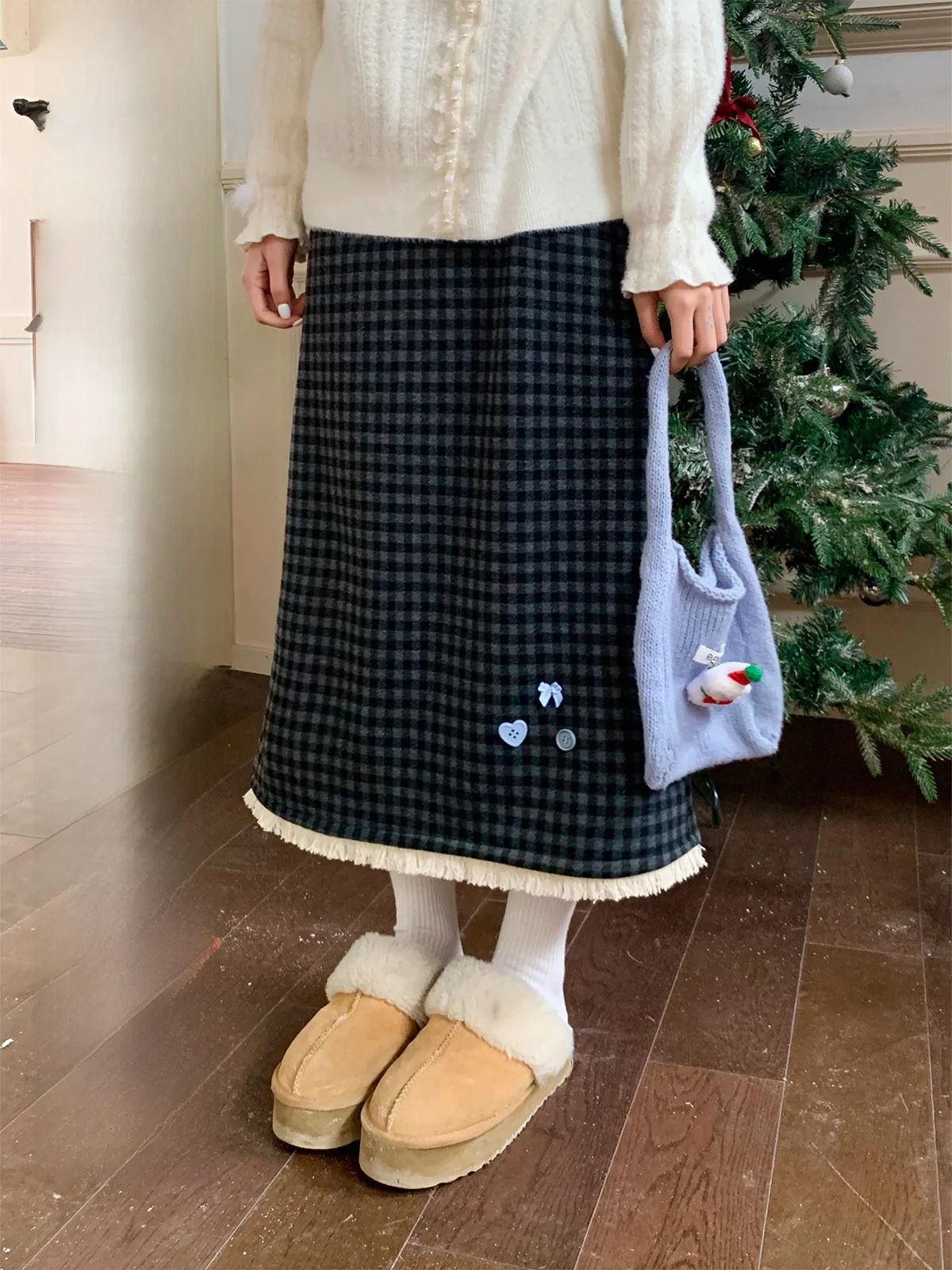 Зимняя винтажная юбка Bibibency с высокой талией, А-силуэта, на флисовой подкладке, утепленная, в клетку, для женщин, для повседневной носки, в стиле Sweet Sle Butterfly
Зимняя винтажная юбка Bibibency с высокой талией, А-силуэта, на флисовой подкладке, утепленная, в клетку, для женщин, для повседневной носки, в стиле Sweet Sle Butterfly