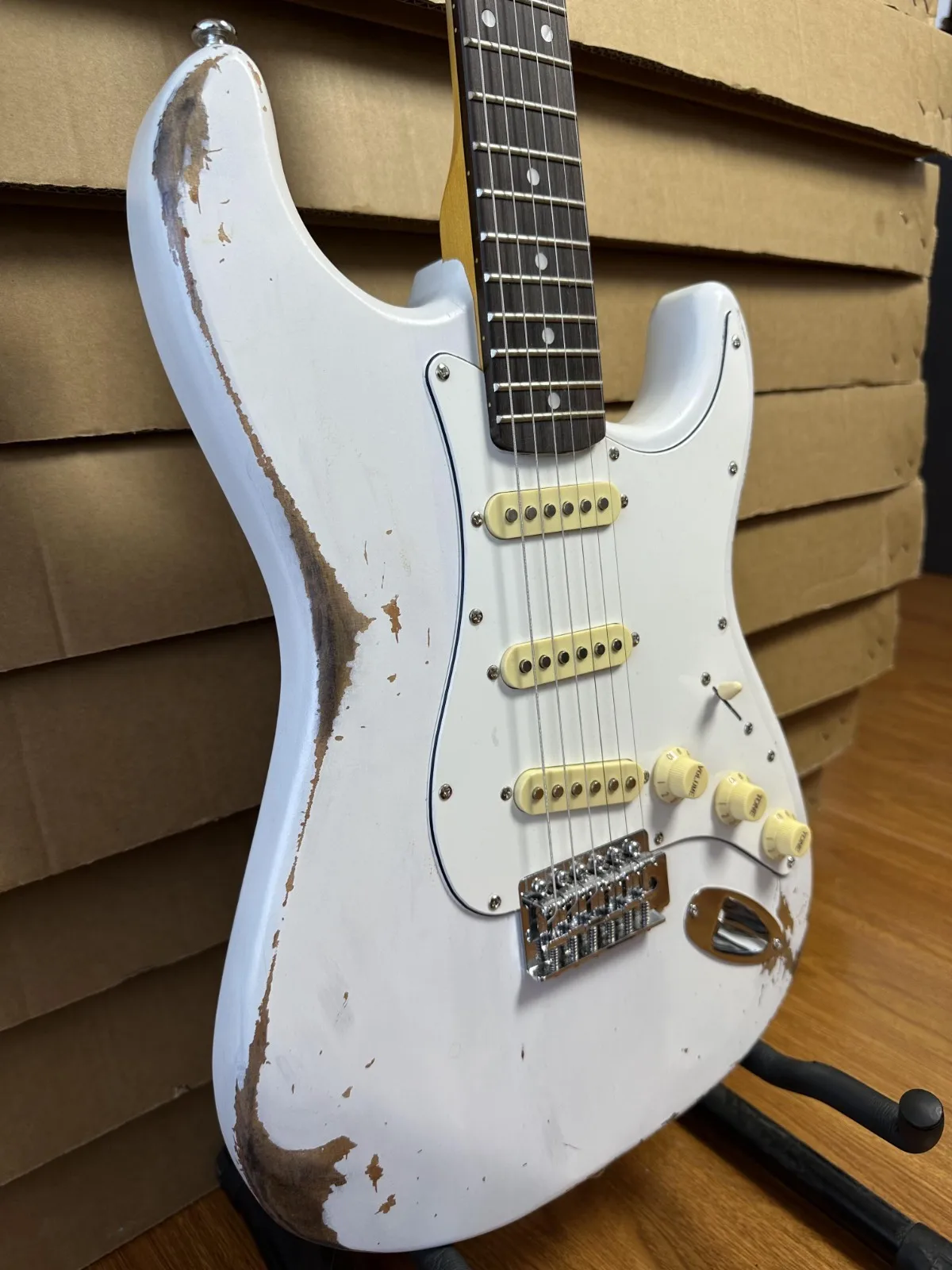 2026 hot new Style Guitar Rosewood Fretboard Alder Body
2026 hot new Style Guitar Rosewood Fretboard Alder Body