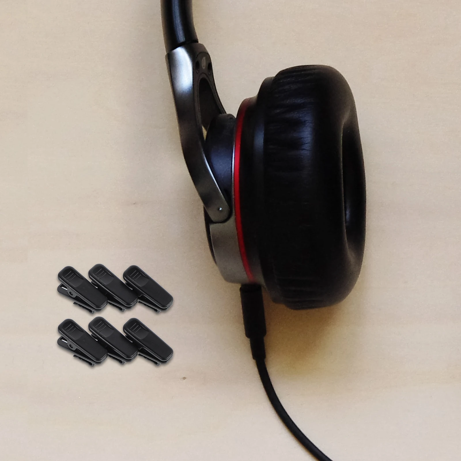 100pcs Cable Clips Earphone Wire Accessories Black Durable Lightweight Portable Headphone Cable Fixed Clamps Organizer
100pcs Cable Clips Earphone Wire Accessories Black Durable Lightweight Portable Headphone Cable Fixed Clamps Organizer
