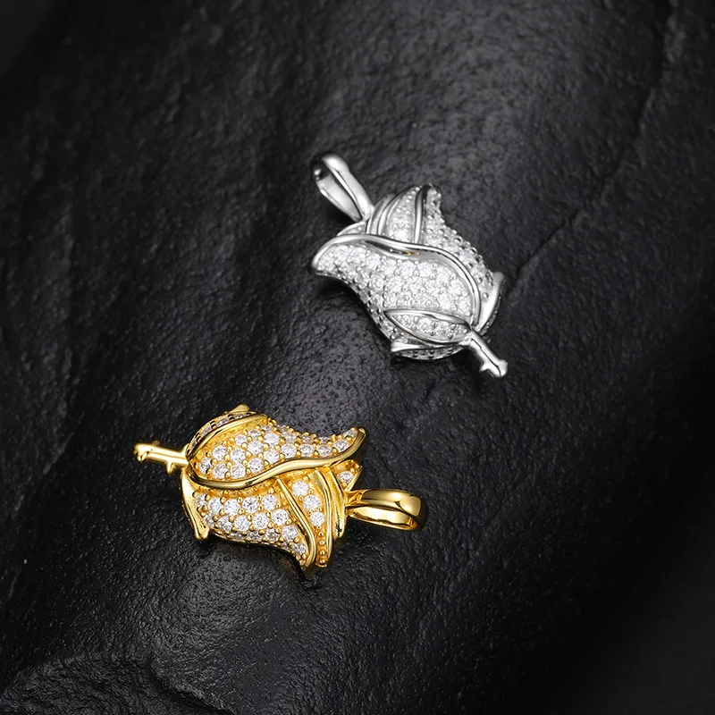 S925 Sterling Silver Moissanite Claw Bling Ice Out Rose Flower Pendants Necklaces for Men and Women Unisex Rapper Jewelry Gift
S925 Sterling Silver Moissanite Claw Bling Ice Out Rose Flower Pendants Necklaces for Men and Women Unisex Rapper Jewelry Gift