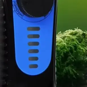 Halogen Leak Detector With Sound Light Vibration Alarm Flexible Probe For Car AC Cooling Agent Gas Leakage Testing Tool