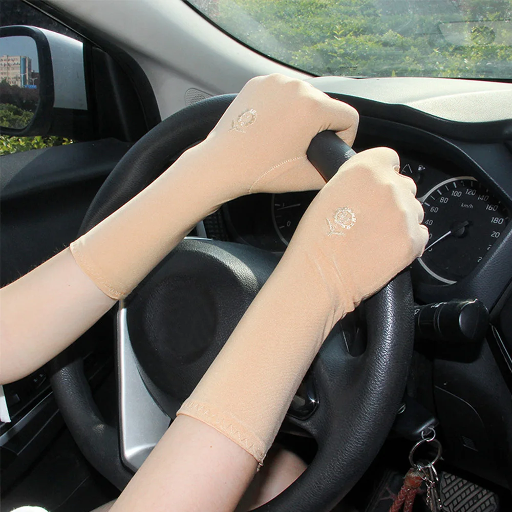 Summer Ladies Embroidered Mid-long Anti-slip Stretch Mittens Sunscreen Gloves Driving Glove Anti UV
Summer Ladies Embroidered Mid-long Anti-slip Stretch Mittens Sunscreen Gloves Driving Glove Anti UV