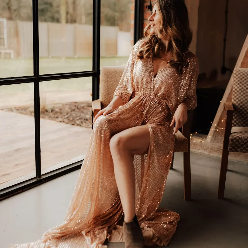 Elegant Sequin Maternity Photography Props Dress Boho V-neck Maternity Photo Shoot Dress Pregnant Woman Clothes For Photography
Elegant Sequin Maternity Photography Props Dress Boho V-neck Maternity Photo Shoot Dress Pregnant Woman Clothes For Photography