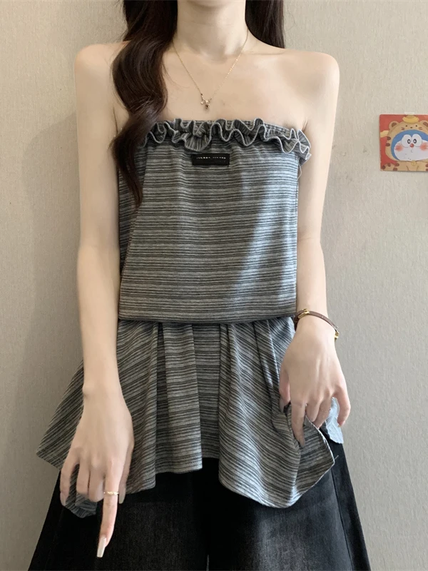 Korean Style One Shoulder Stripe Tube Top Women's Summer Slimming Sexy Vest Waist Cinched Trendy Design Casual Commute
Korean Style One Shoulder Stripe Tube Top Women's Summer Slimming Sexy Vest Waist Cinched Trendy Design Casual Commute