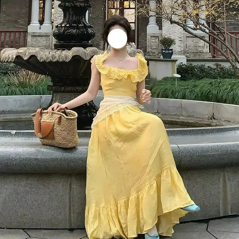 French-style yellow dress with silk scarf and small flutter sleeves for women in summer2026Elegant waist-cinching long dress for
French-style yellow dress with silk scarf and small flutter sleeves for women in summer2026Elegant waist-cinching long dress for